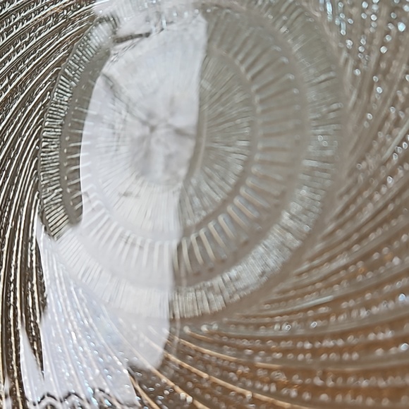 Arcoroc Seabreeze Clear Glass Pressed Glass Swirl Serving Platter 1980s  12 3/4" - Picture 4 of 4